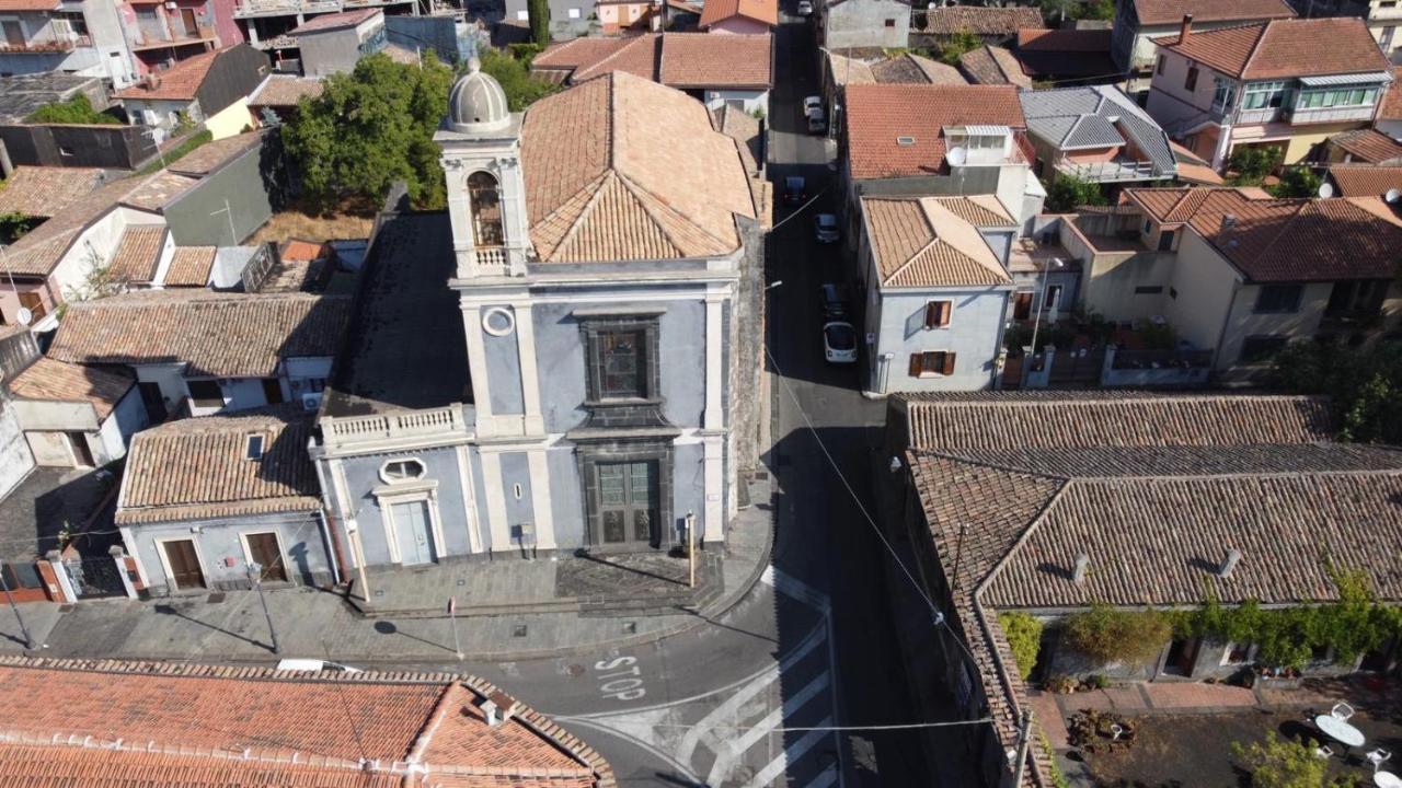 Il Borghetto Di San Giuseppe Etnarooms&Apartments 尼科洛西 外观 照片